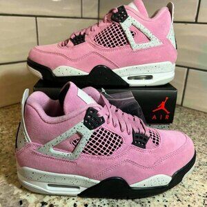 👟4 Retro “Orchid” (Women’s)